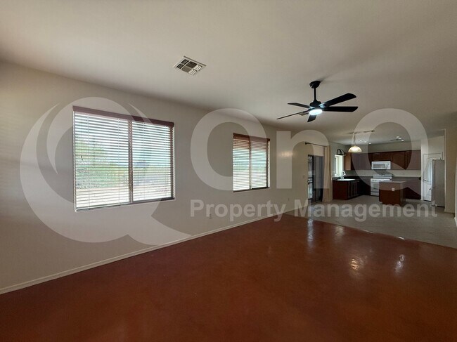 Foto del edificio - 4129 S Alexandrite Ave
