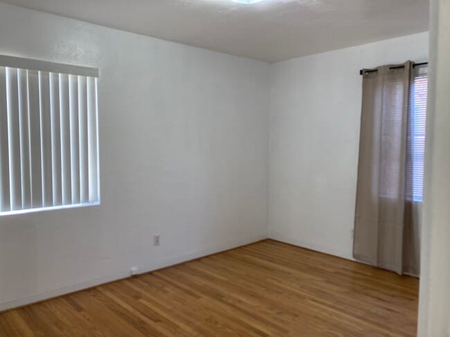 Building Photo - 2052 Reed Ave