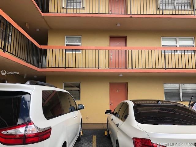 Foto del edificio - 403 NW 72nd Ave