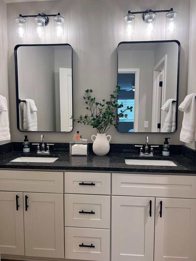 Foto principal - 3134 S 48th St