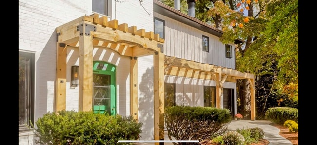 Foto del edificio - 75 Pine St