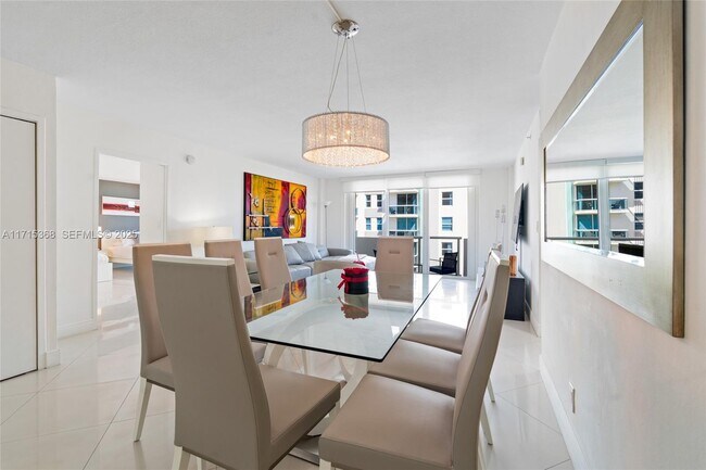 Foto del edificio - 9195 Collins Ave