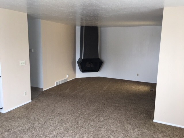 Building Photo - 2014 S 2600 E