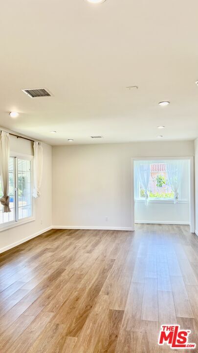 Foto del edificio - 4770 Edgewood Pl