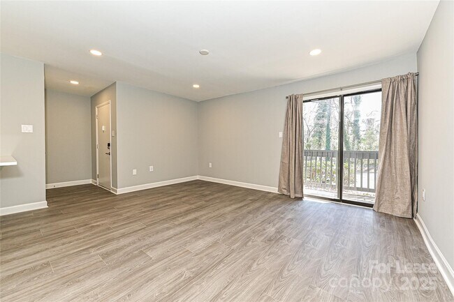 Building Photo - 5020 Sardis Rd
