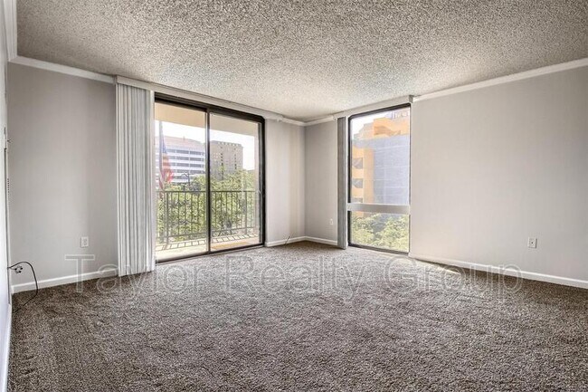 Foto del edificio - 1301 N Speer Blvd