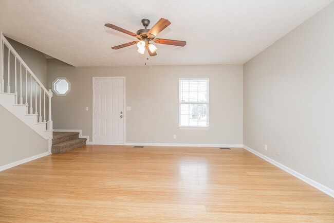 Building Photo - 2903 Weybridge Dr