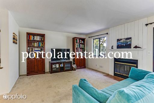 Foto del edificio - 3036 Buckingham Ln
