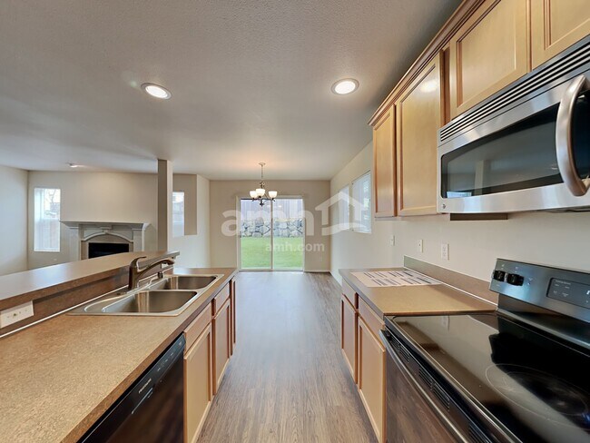 Building Photo - 11610 188th St E