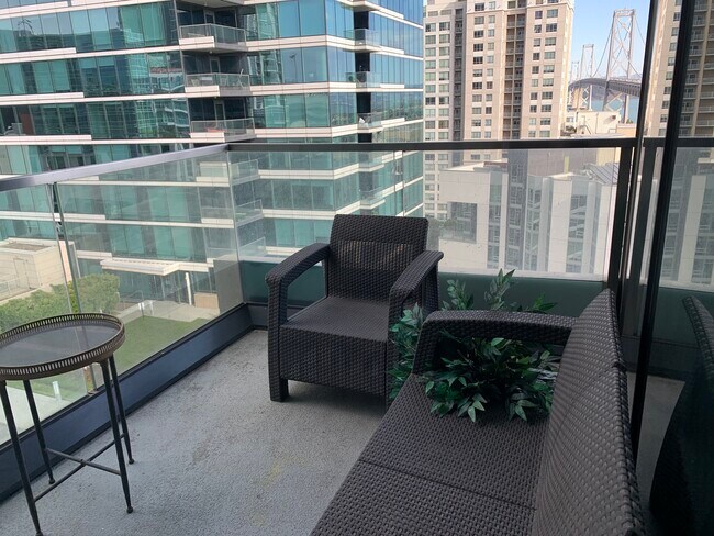 Foto del edificio - 425 1st St