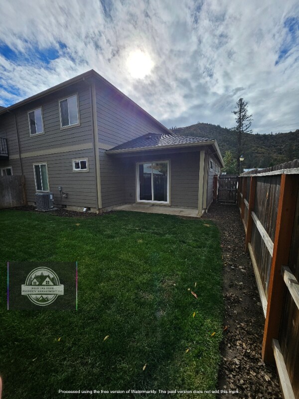 Building Photo - 141 Rivers Edge Ct