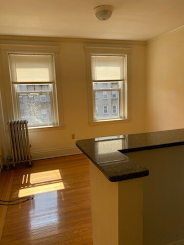 Building Photo - 111 Jersey St