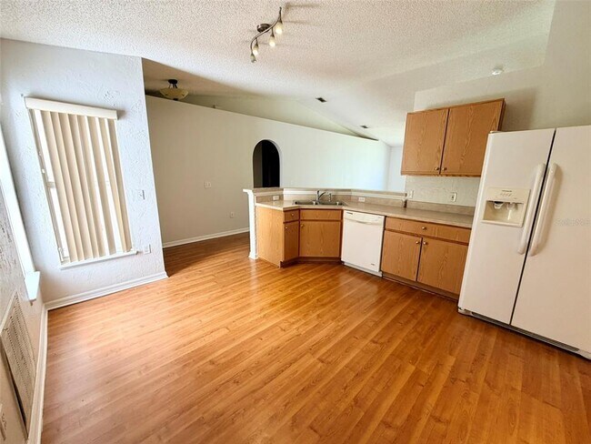 Building Photo - 602 Sun Bluff Ln