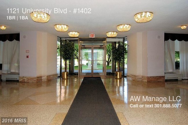 Building Photo - 1121 University Blvd W