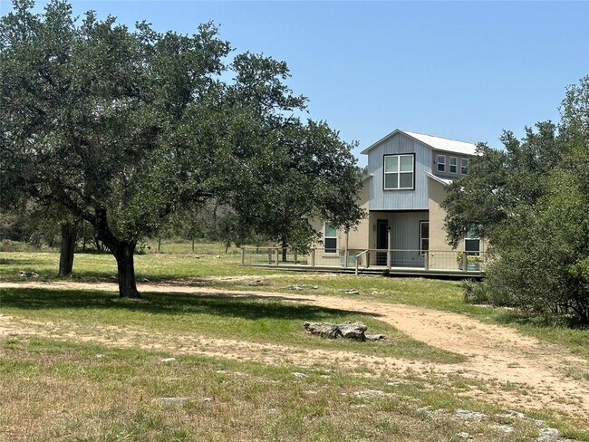 Building Photo - 332 Turkey Dr