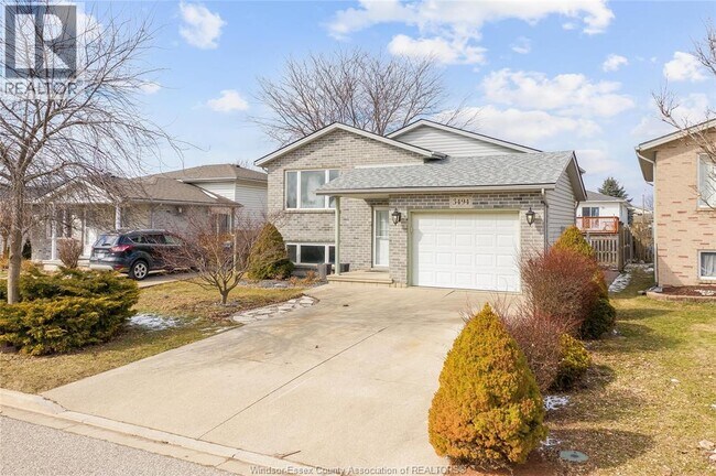 Building Photo - 3494 Caribou Crescent