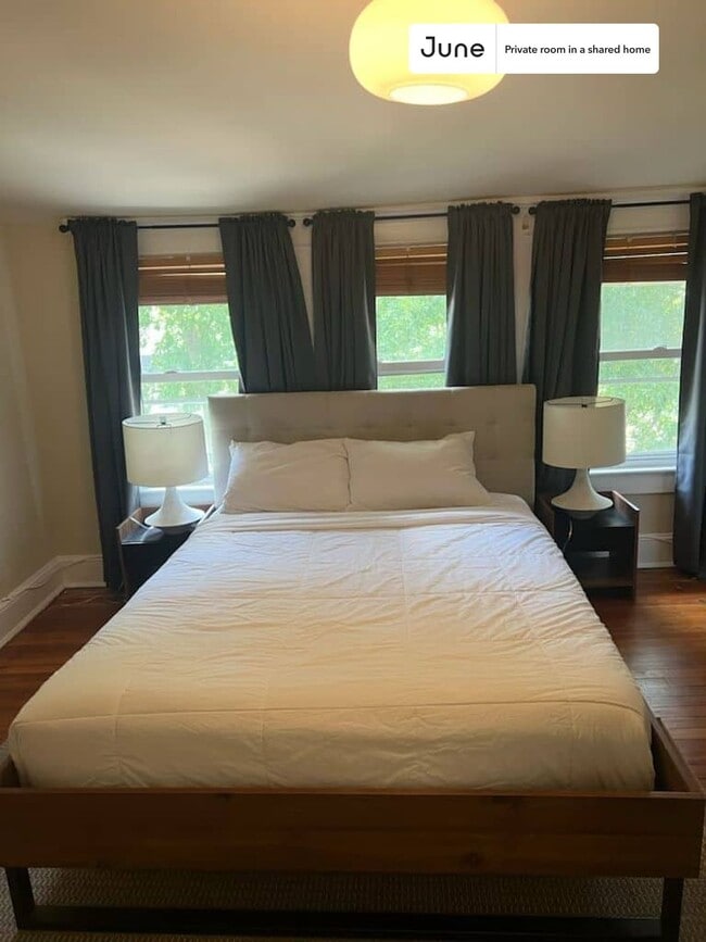 Building Photo - Room in Shared 5 bed/3 bath home in Brookland