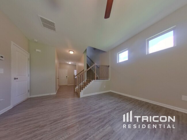 Foto del edificio - 307 Arbor Cir