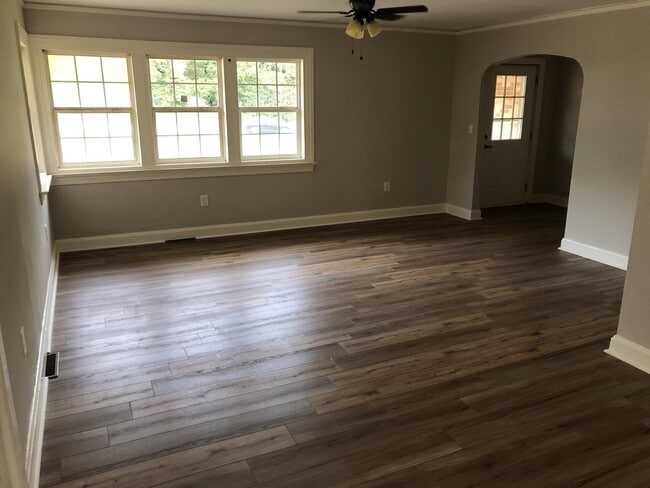 Photo - 818 Old Clemson Hwy House