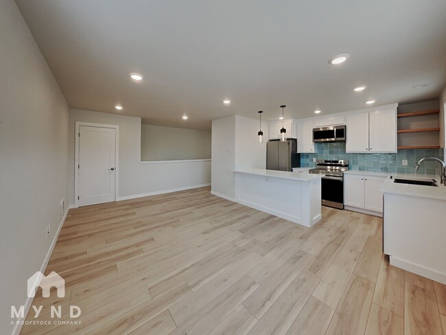 Foto del edificio - 4729 Delridge Way SW