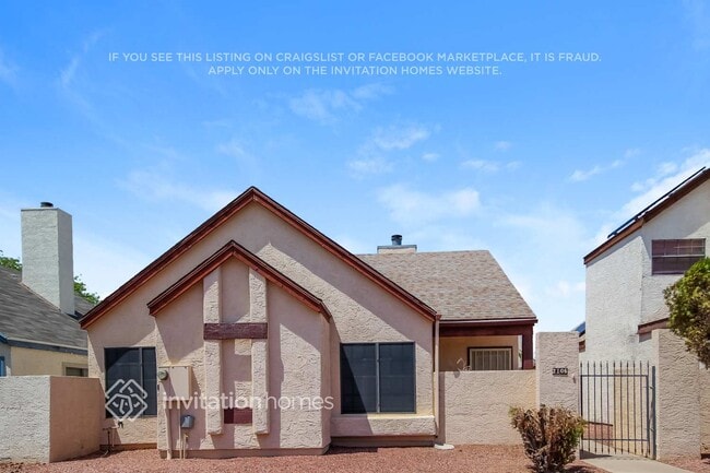 Building Photo - 2106 W Monona Dr