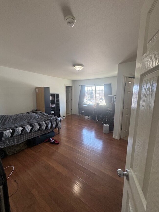 Foto del edificio - 3 bedroom, 2.5 bath