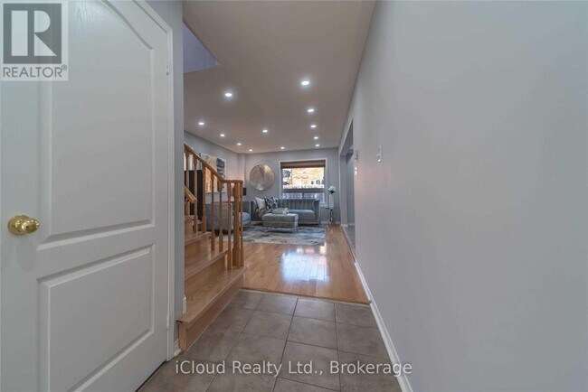 Photo du bâtiment - 27 Hollingsworth Cir
