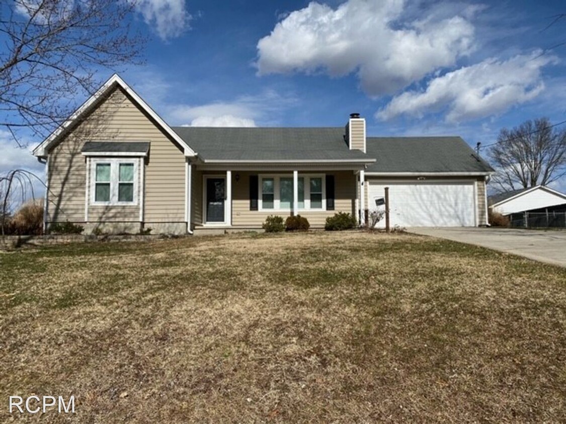Primary Photo - 3 br, 2 bath House - 29731 Andrea Lane