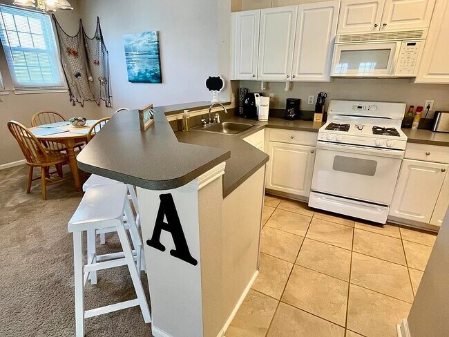 Foto del edificio - 2252 Beach Dr