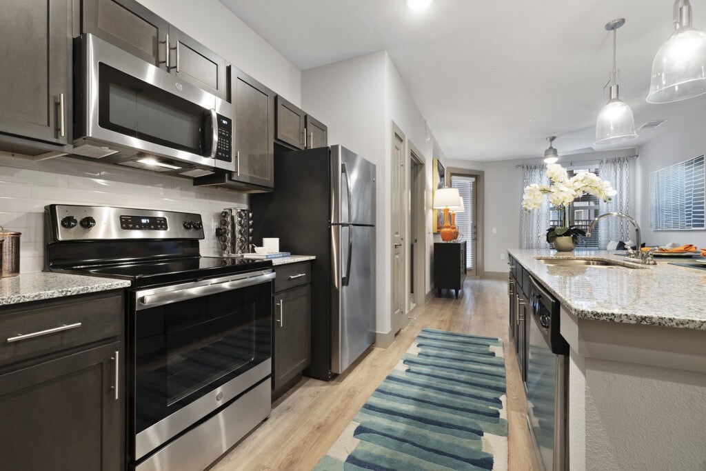 Dominion at Mercer Crossing Apartments Farmers Branch, TX