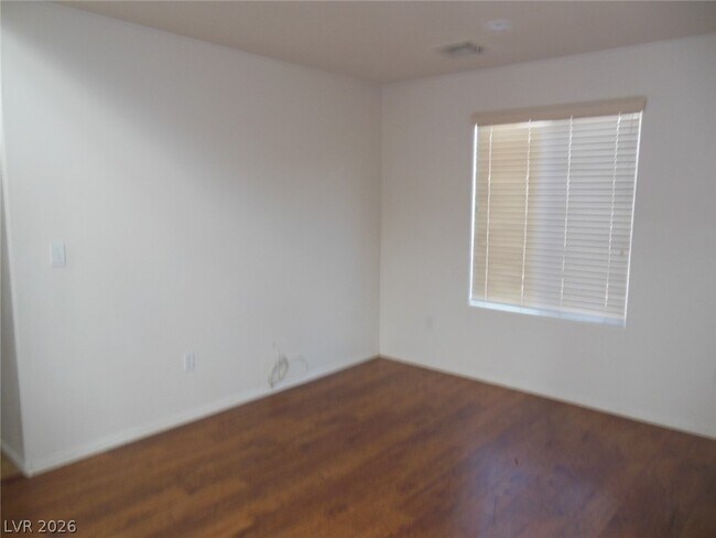 Foto del edificio - 5510 Avent Ferry St