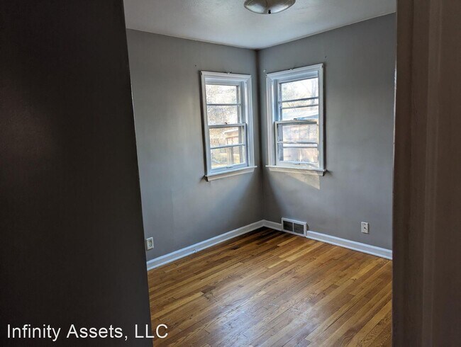 Building Photo - 4 br, 1.5 bath House - 412 Soper Ave