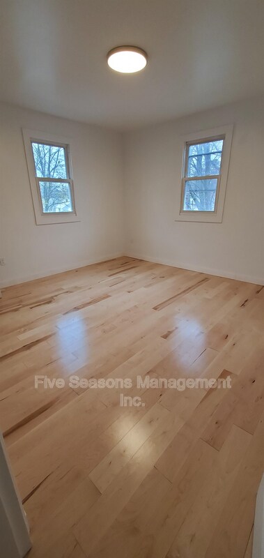 Foto principal - 85 Woodbury Rd