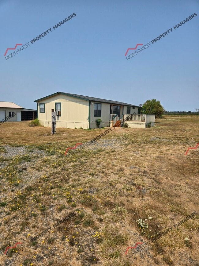 Building Photo - 389 Spencer Rd