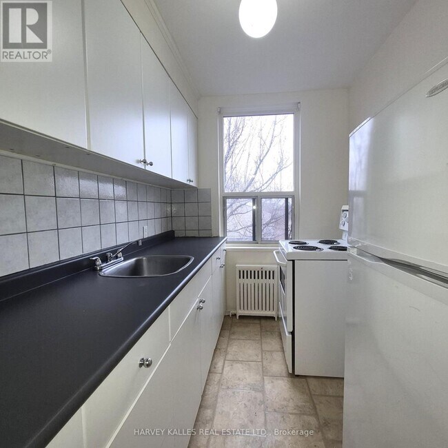 Photo du bâtiment - 6 Glen Echo Rd