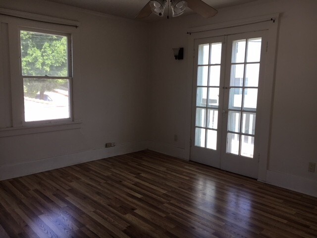 Foto principal - 6100 Winans Dr