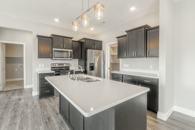 Foto del edificio - NEW Construction 4 bed/2 bath home in Magn...