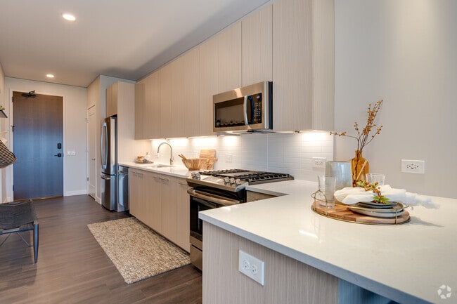 Interior Photo - AMLI West Loop