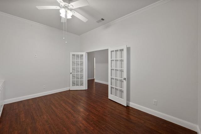 Building Photo - 4303 Lone Oak Dr