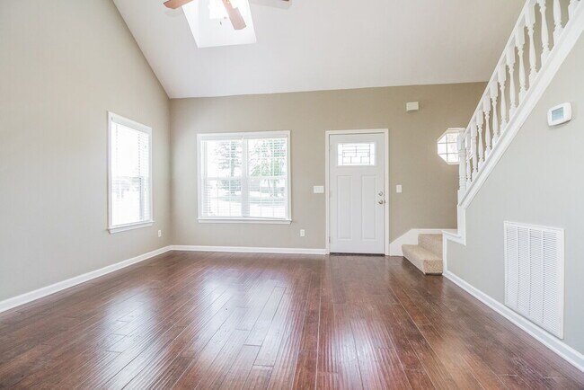 Foto del edificio - 636 Zellwood Dr