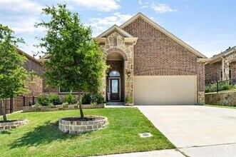 Building Photo - 3610 Bastrop St