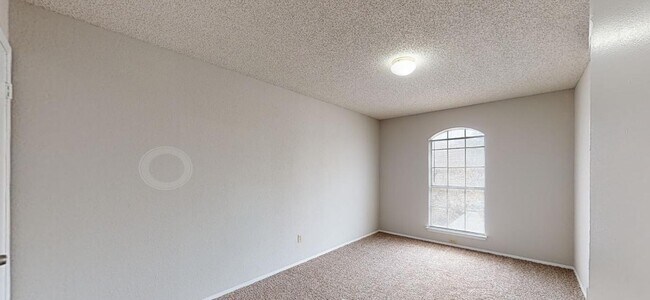 Foto del edificio - 13806 Cambourne Dr
