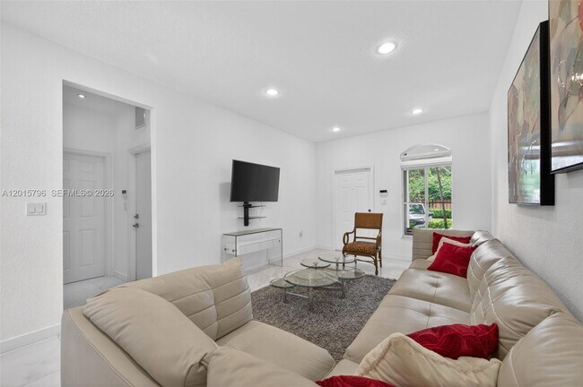 Foto del edificio - 11248 NW 56th St