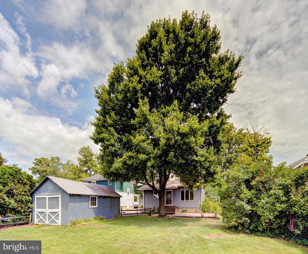 6 Ege Ave, Hopewell, NJ 08525 House Rental in Hopewell, NJ