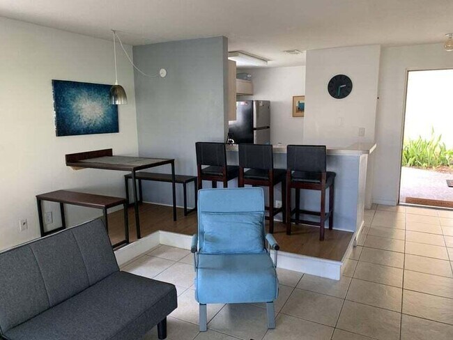 Foto del edificio - 2050 Oleander Blvd