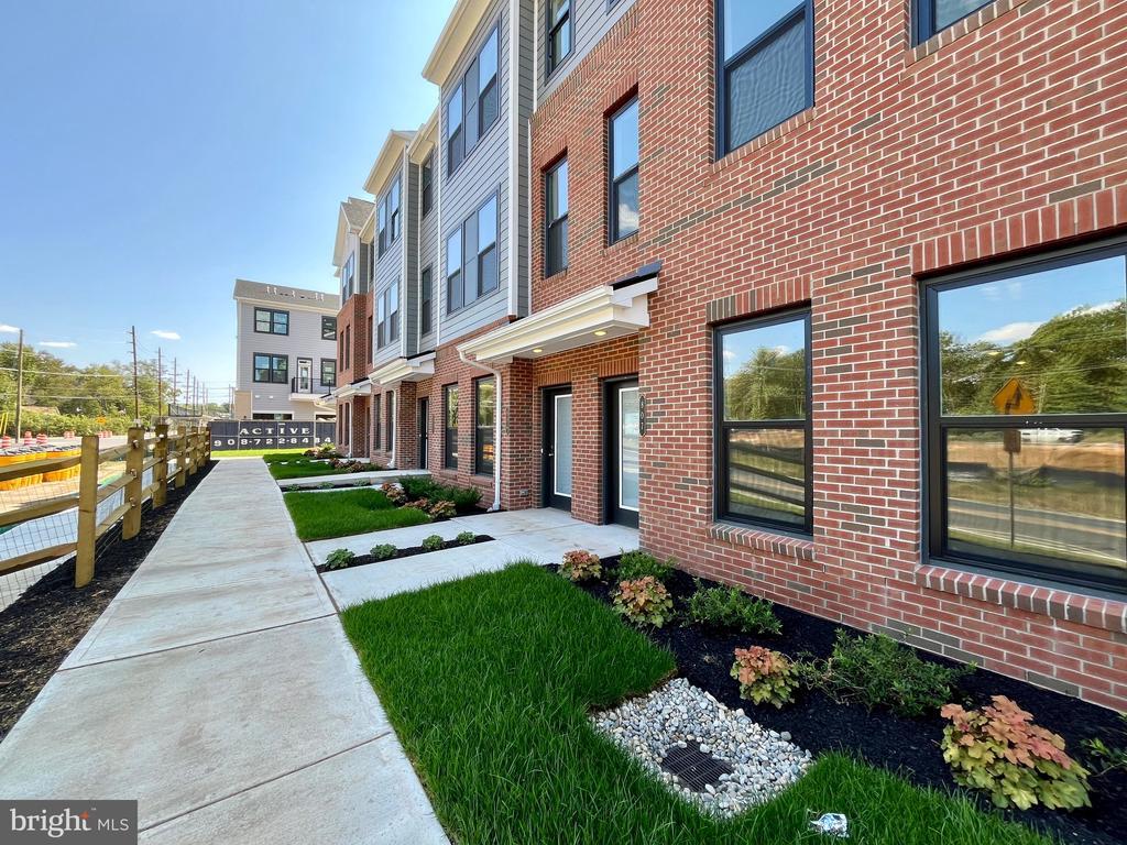 Foto principal - 805 Shay Ct