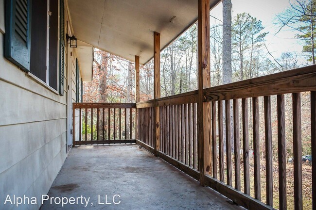 Building Photo - 3 br, 1.5 bath House - 208 Satterfield Dr