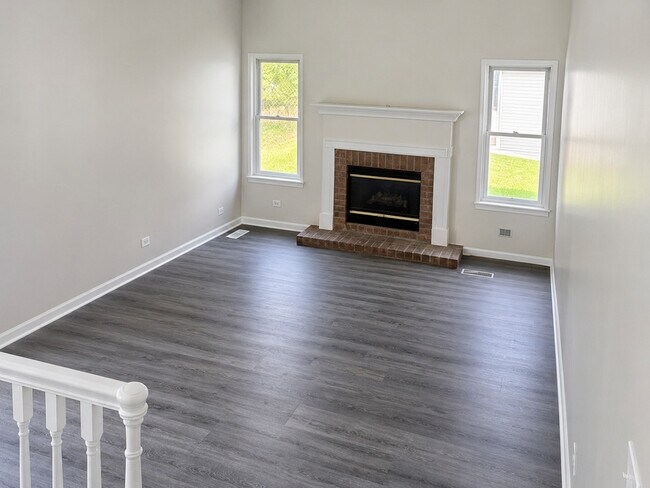 Foto del edificio - 1432 Huntcliff Rd