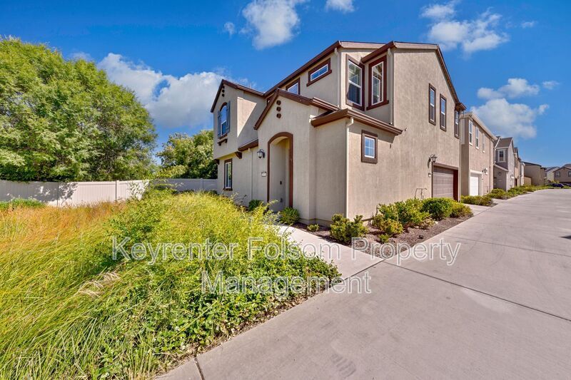 Foto principal - 3057 Bernini Pl
