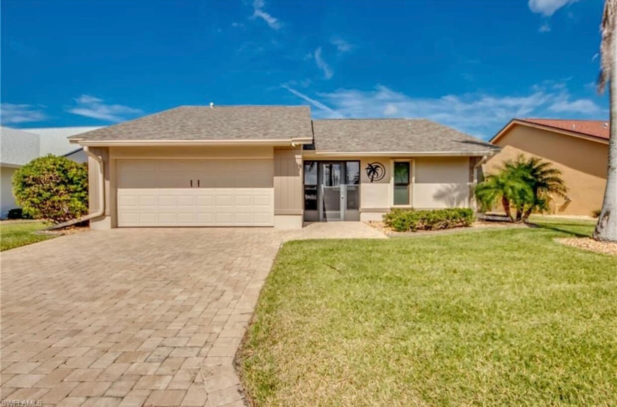 Primary Photo - 11115 Caravel Cir